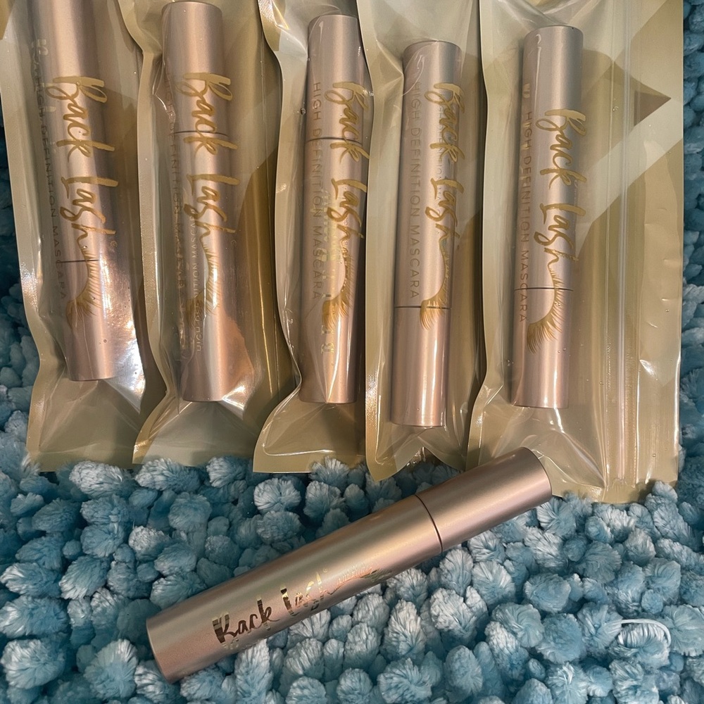Belle Beauty by Kim Gravel Very Black Mascara